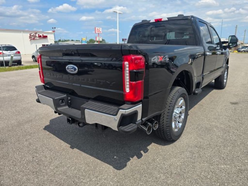 New 2026 Ford F-250SD Lariat Truck