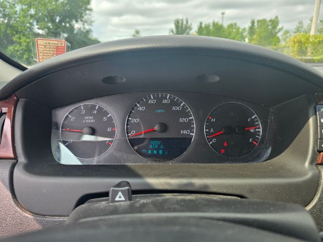 2009 Chevrolet Impala LT - Photo 18