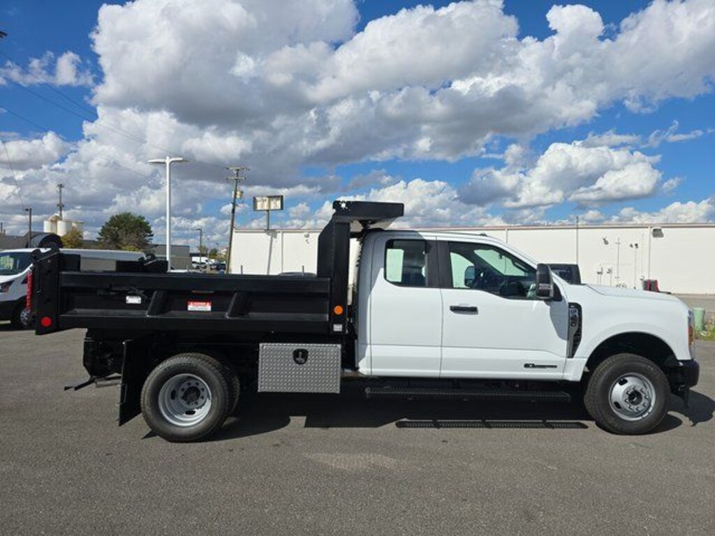 New 2026 Ford F-350SD XL Chassis