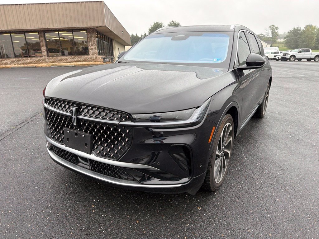 2024 Lincoln Nautilus Black Label