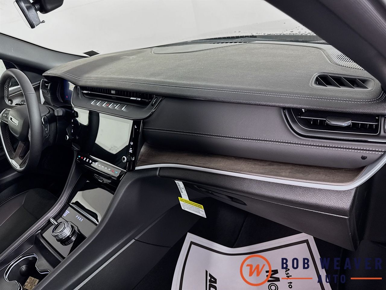 2026 Jeep Grand Cherokee Laredo - Photo 35