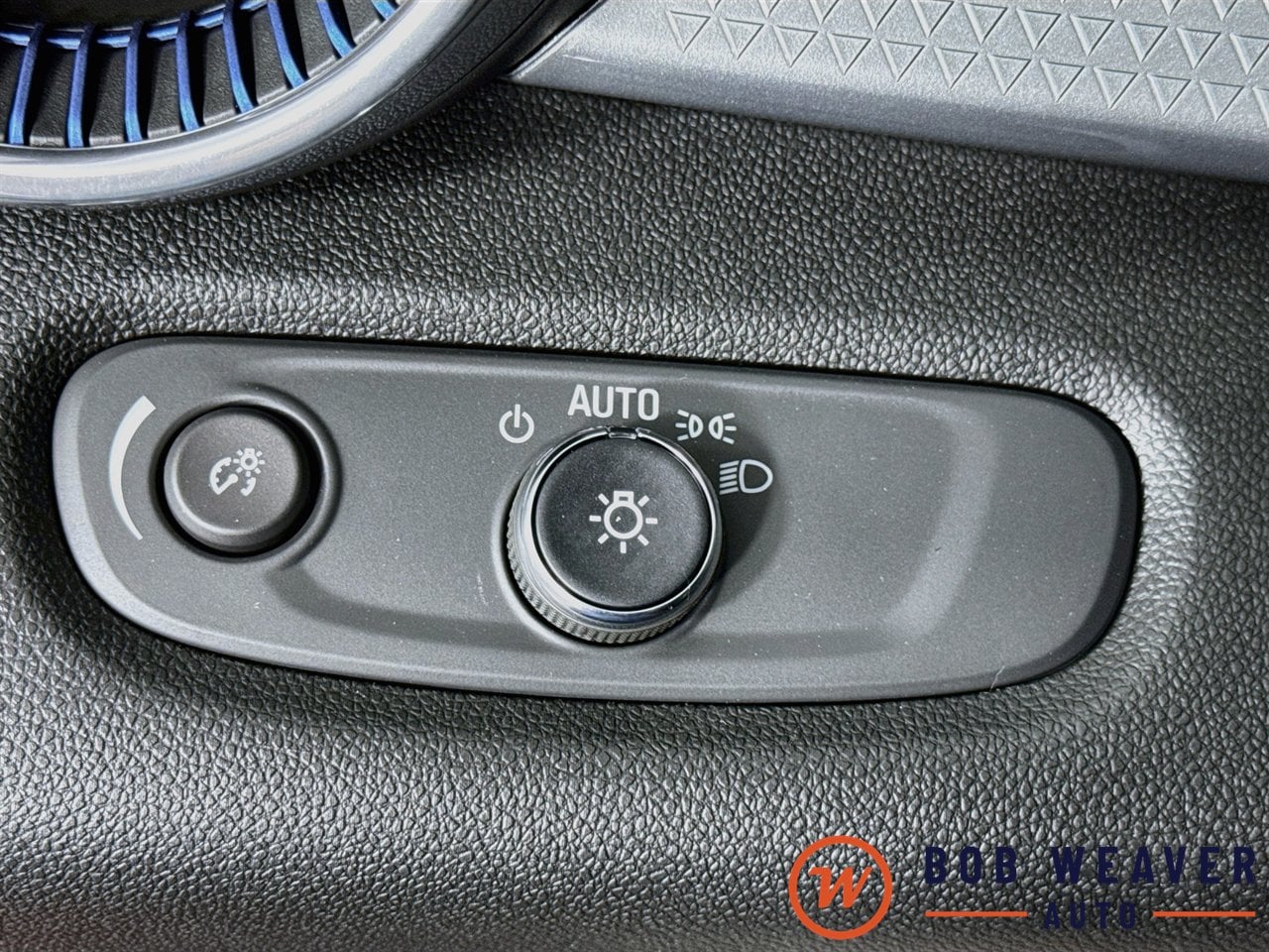 2026 Chevrolet Trax LT - Photo 12