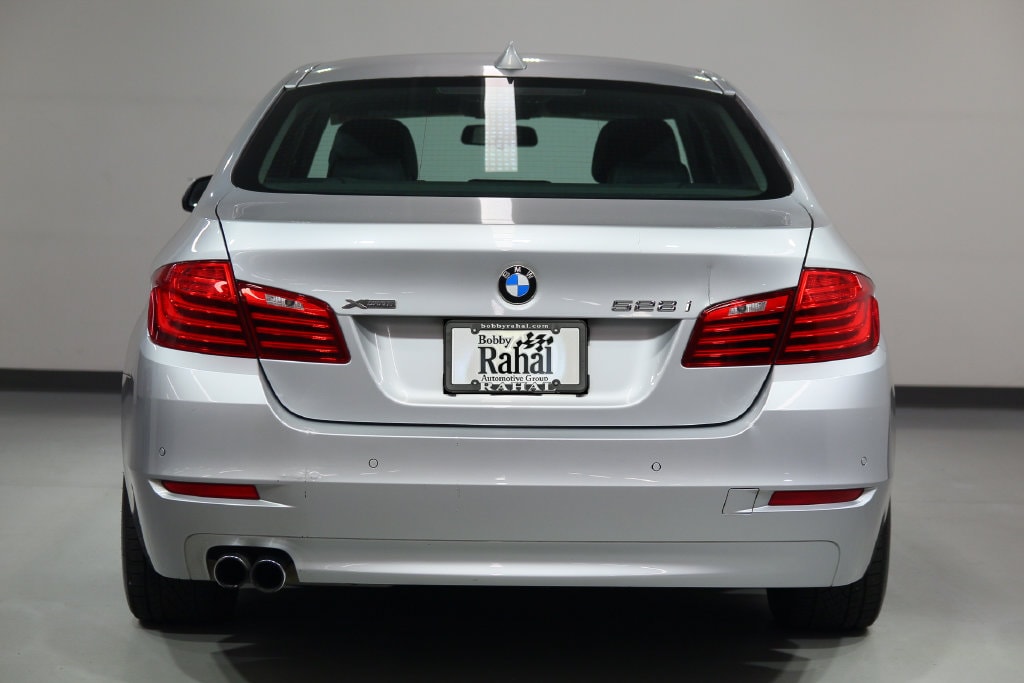 Used 2016 BMW 5 Series 528i with VIN WBA5A7C57GG151841 for sale in Pittsburgh, PA