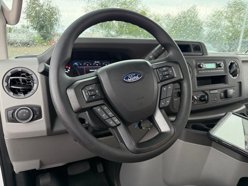 2026 Ford E-Series Cutaway Base - Photo 11