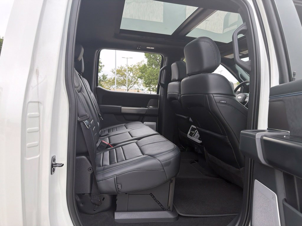 2026 Ford F-250 Super Duty Platinum - Photo 28