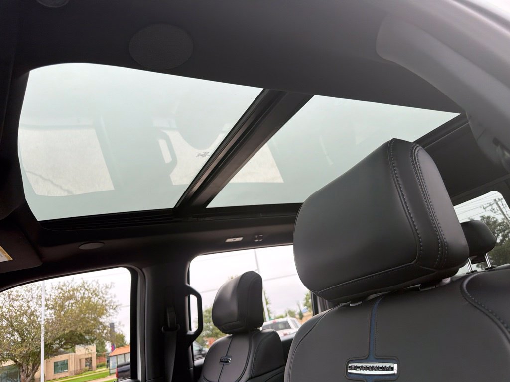 2026 Ford F-250 Super Duty Platinum - Photo 24