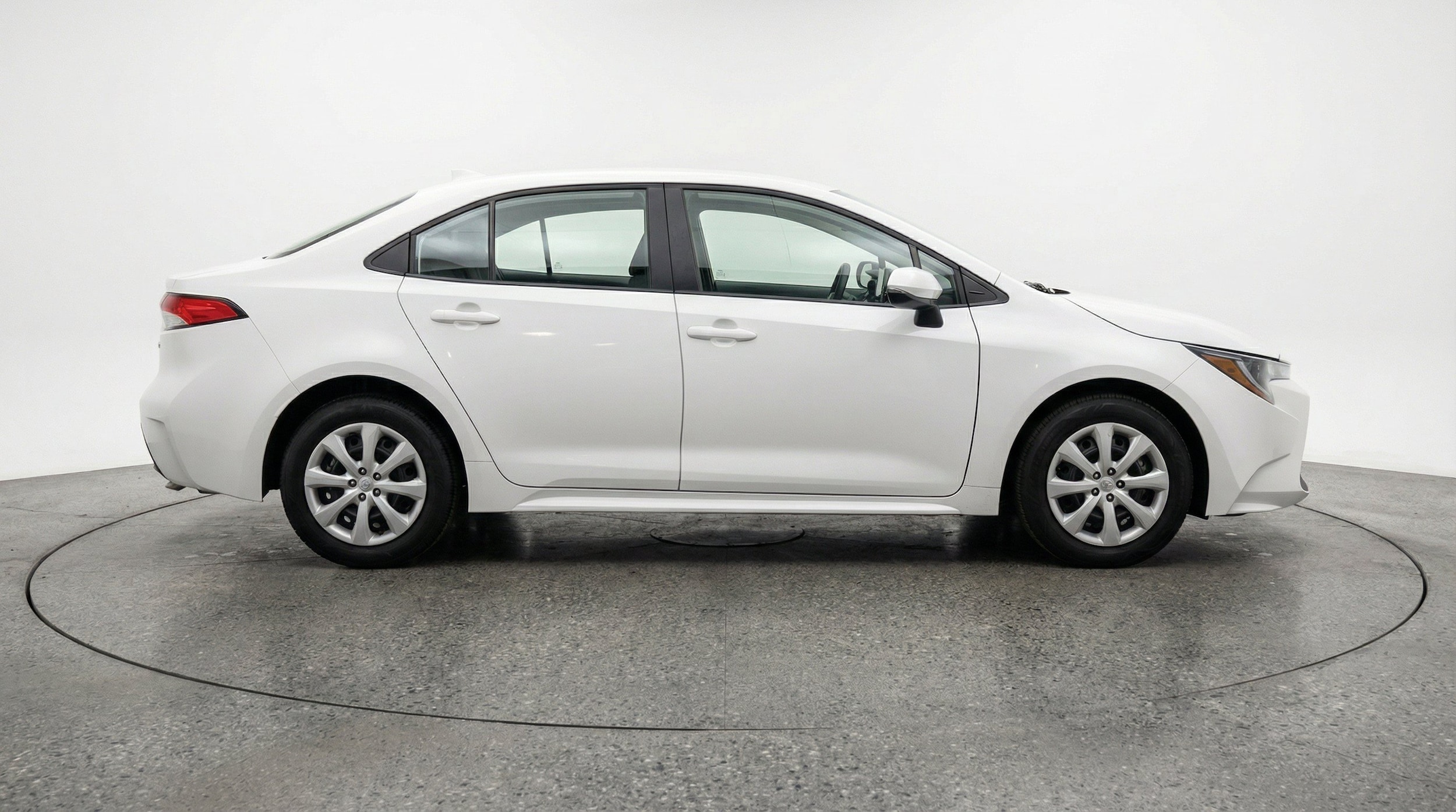 Thumbnail: 2025 Toyota Corolla - 10