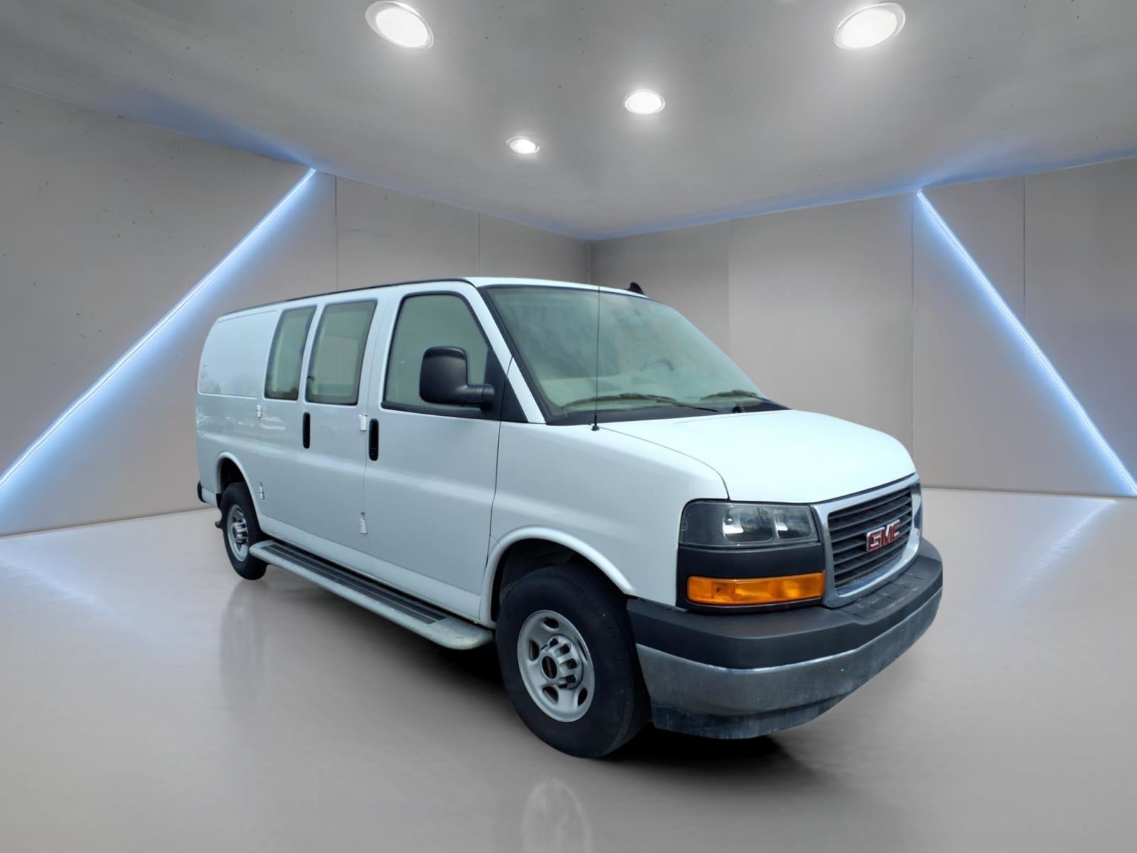 2024 GMC Savana Cargo