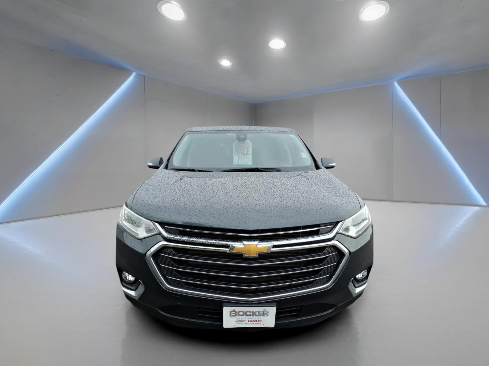 Used 2020 Chevrolet Traverse 1LT with VIN 1GNEVGKW3LJ203813 for sale in Freeport, IL