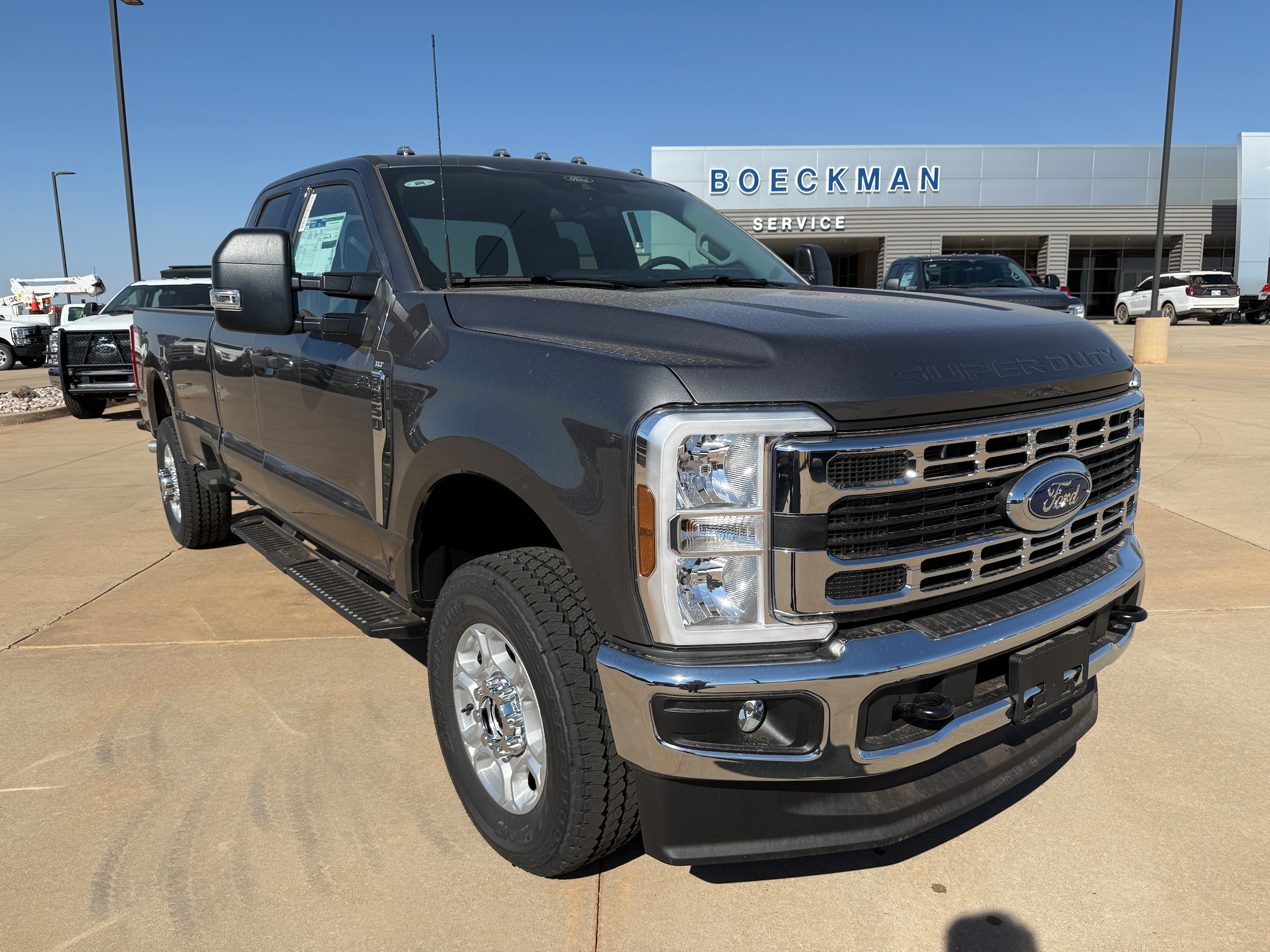 2026 Ford F-350 Super Duty XLT