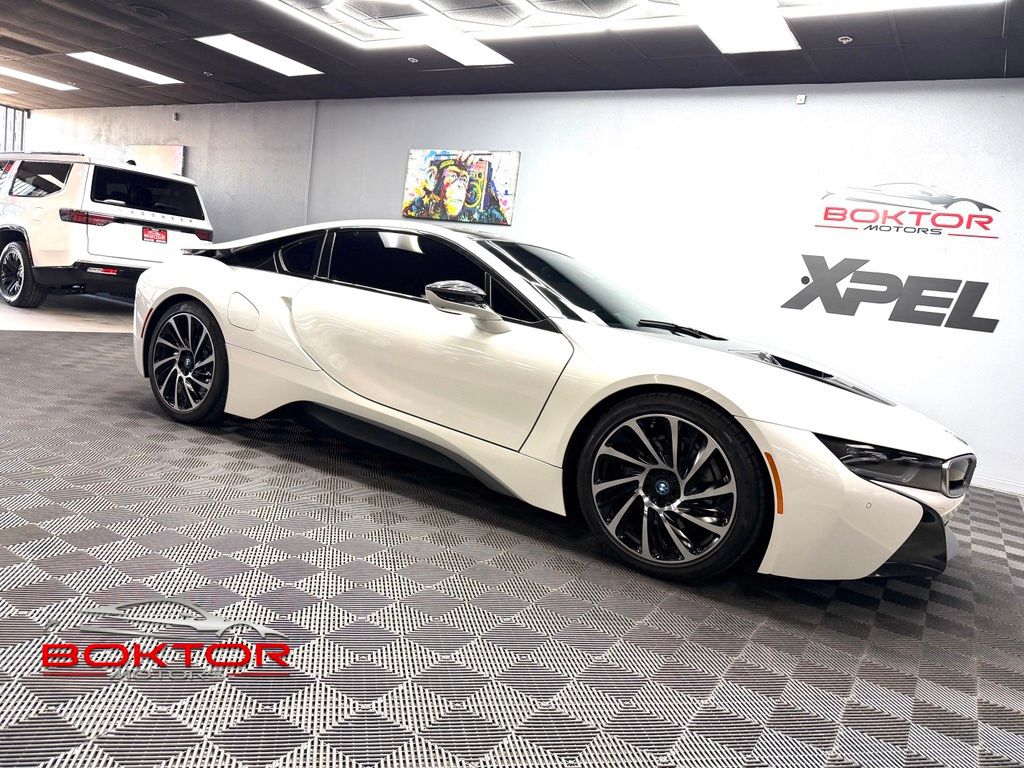2015 BMW i8