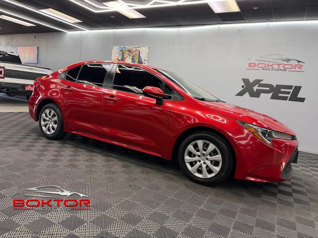 Used 2021 Toyota Corolla LE Sedan