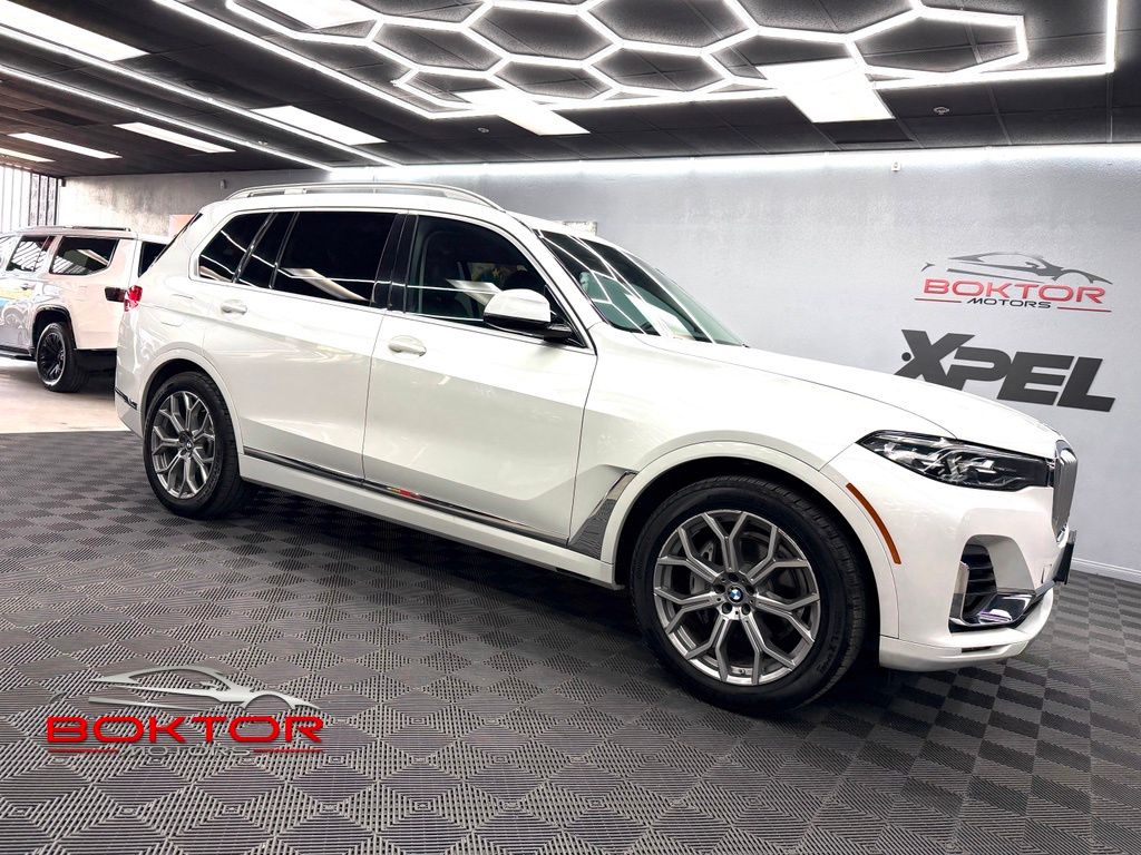 2020 BMW X7
