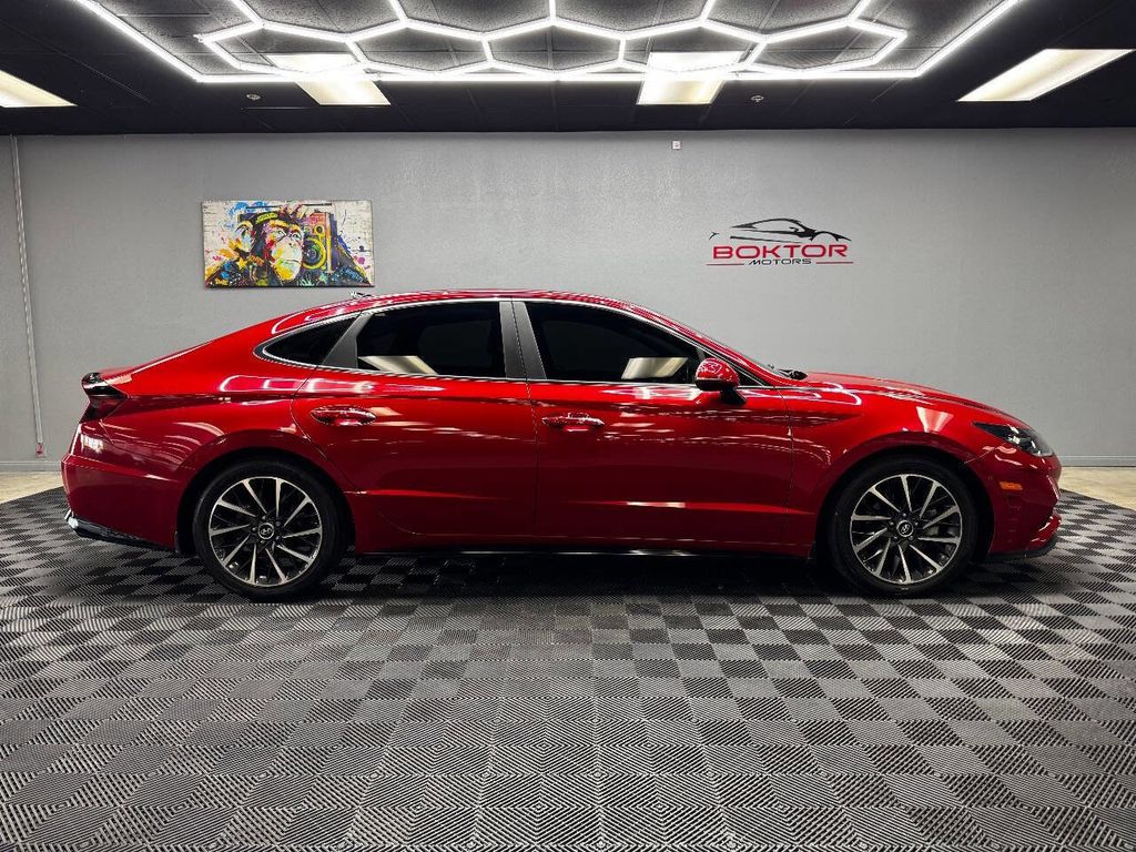 2022 Hyundai Sonata Limited - Photo 17