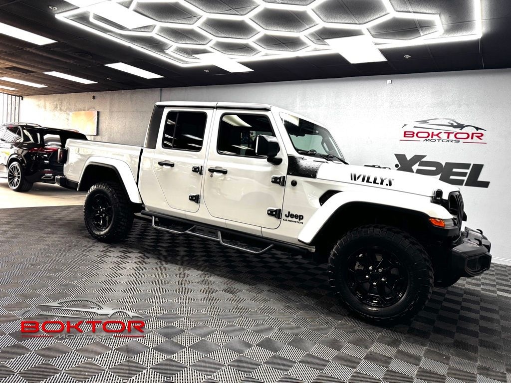 Used 2022 Jeep Gladiator Sport Truck Crew Cab