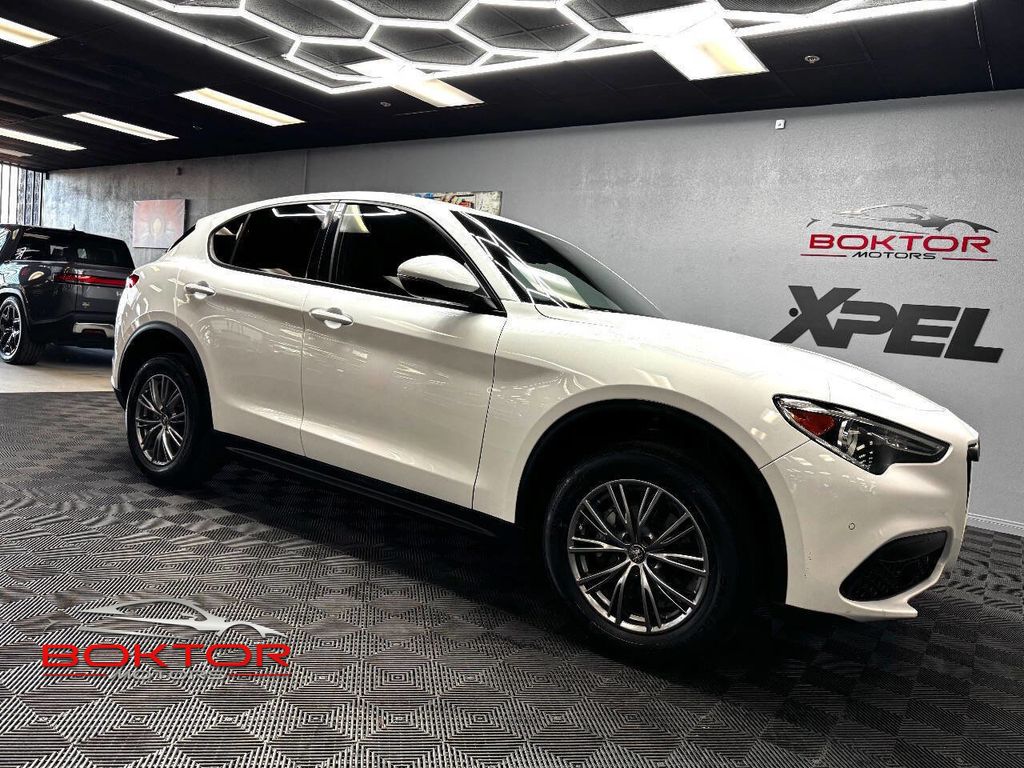 2023 Alfa Romeo Stelvio