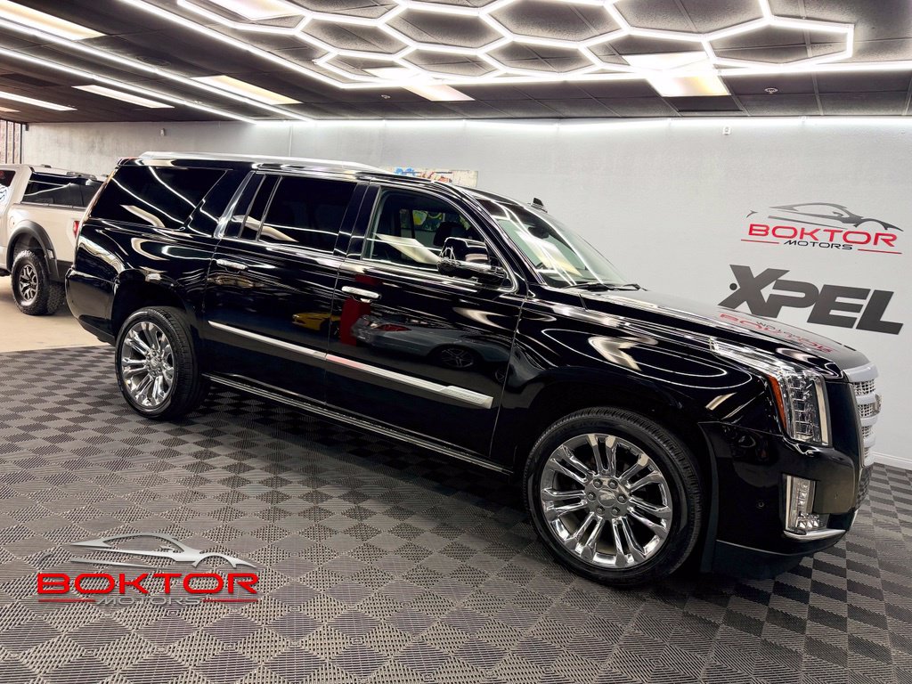  CADILLAC Escalade ESV