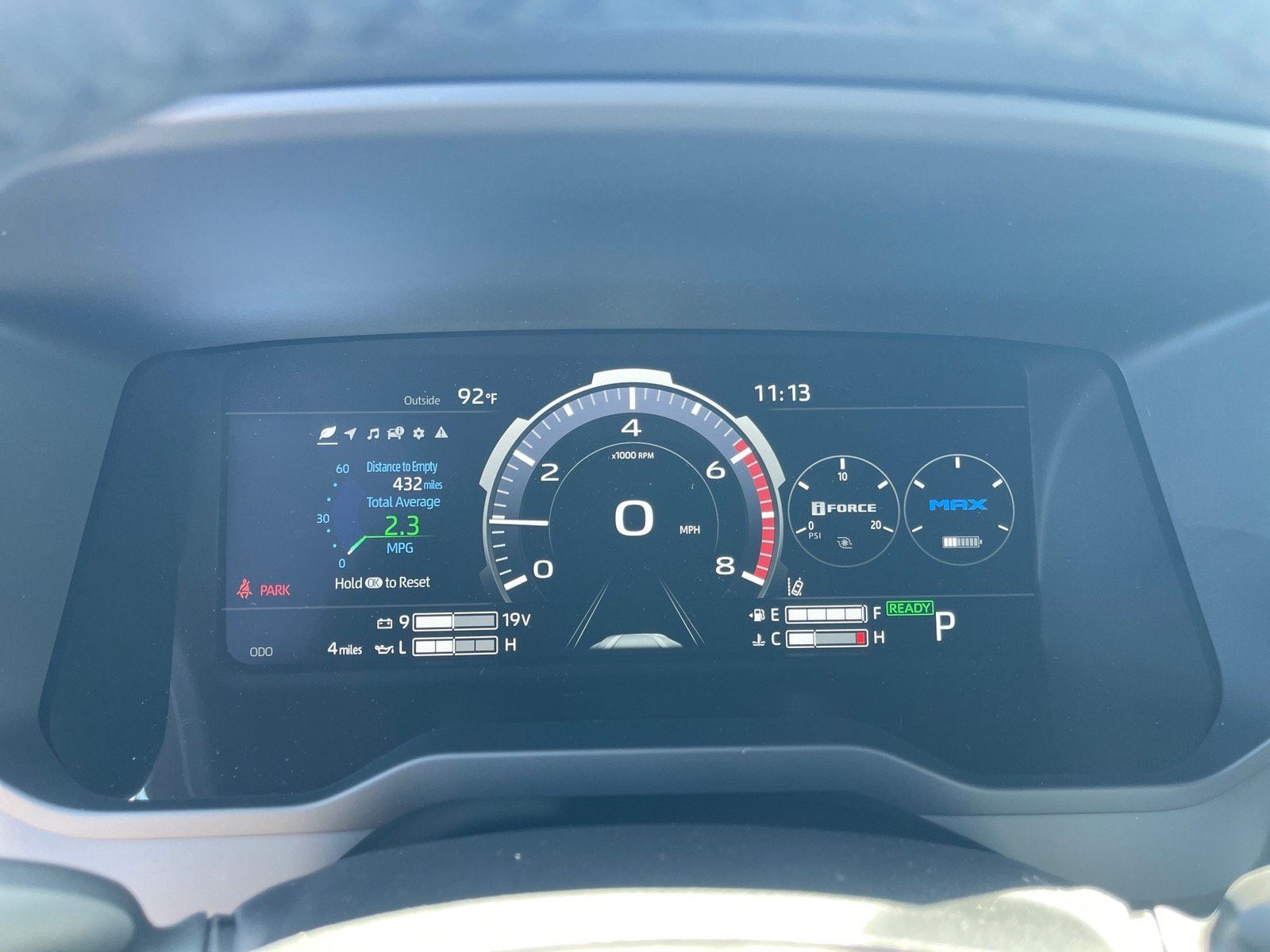 2026 Toyota Tundra Limited - Photo 6