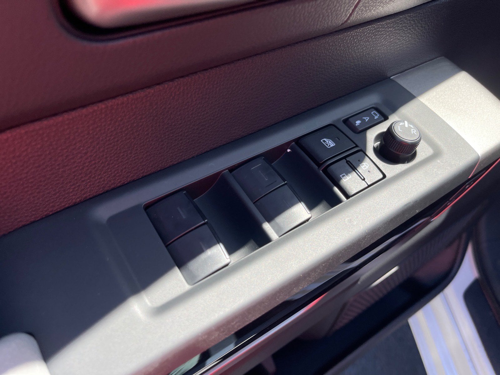 2026 Toyota Tundra Limited - Photo 7