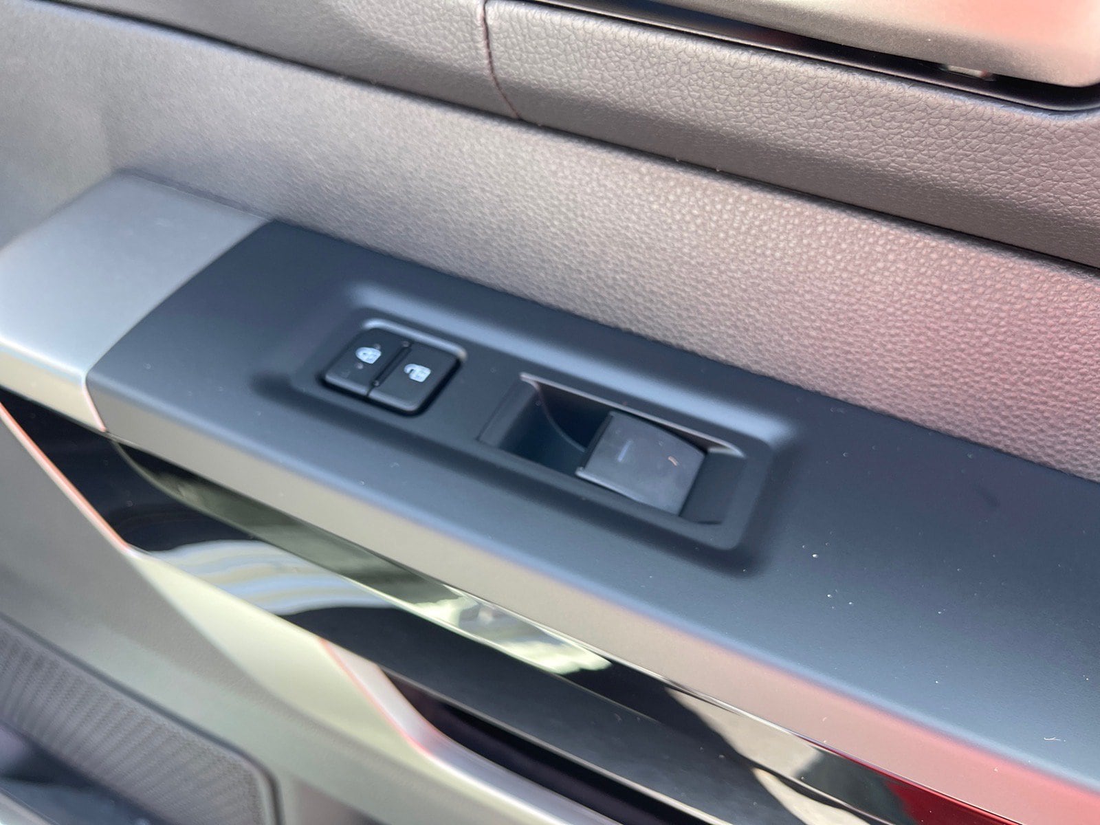 2026 Toyota Tundra Limited - Photo 19