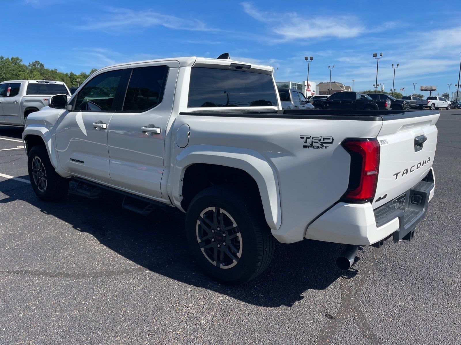 2024 Toyota Tacoma TRD Sport - Photo 14