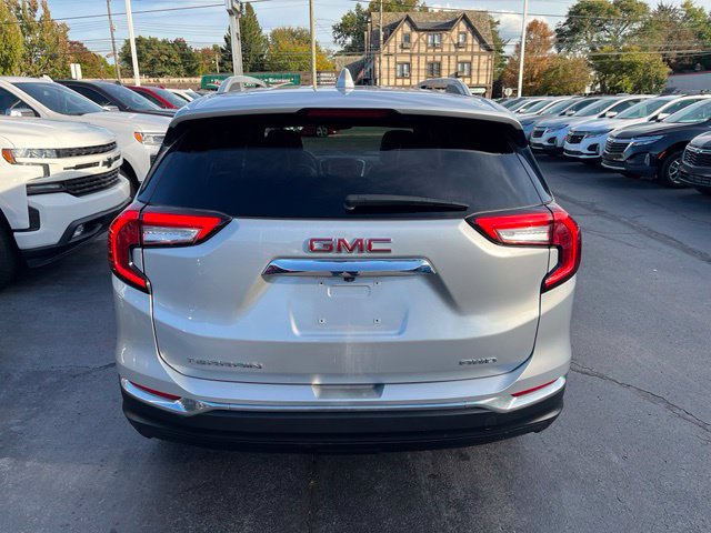 Used 2022 GMC Terrain SLT SUV