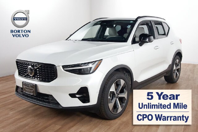 2026 Volvo XC40