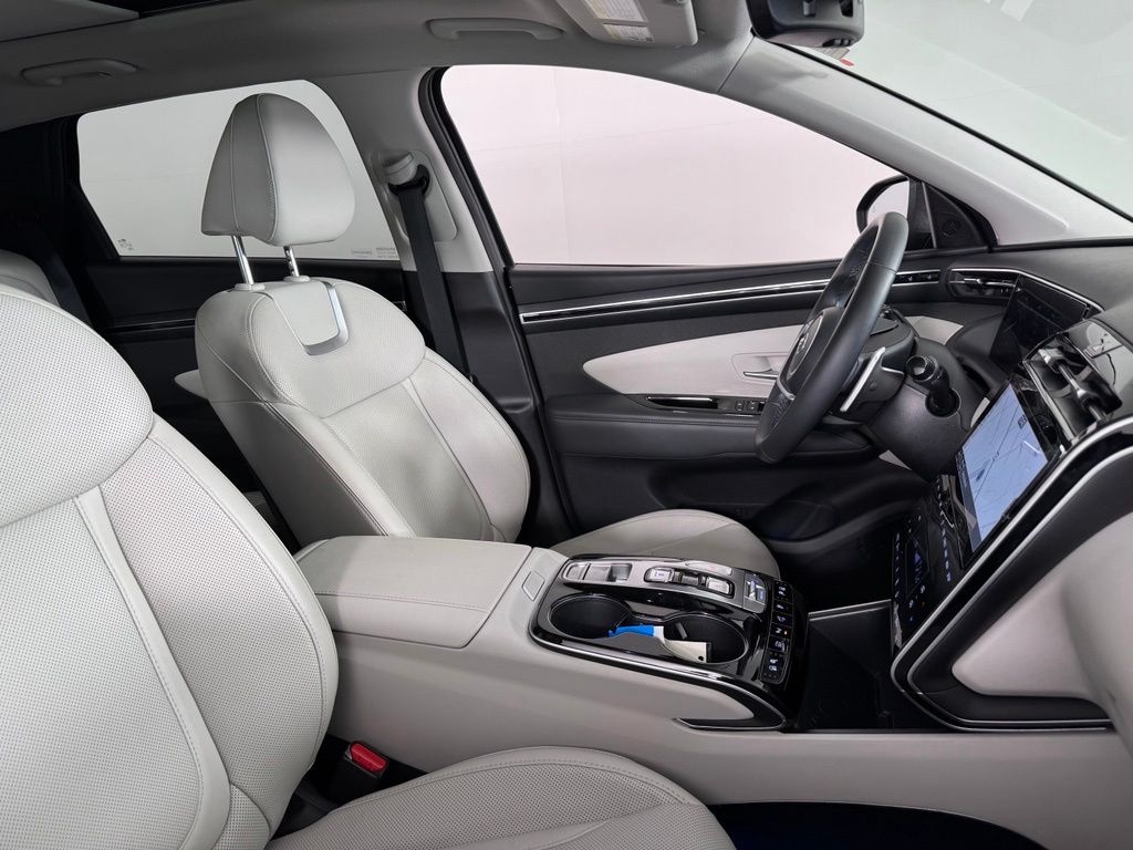 Used 2024 Hyundai Tucson Hybrid Limited SUV