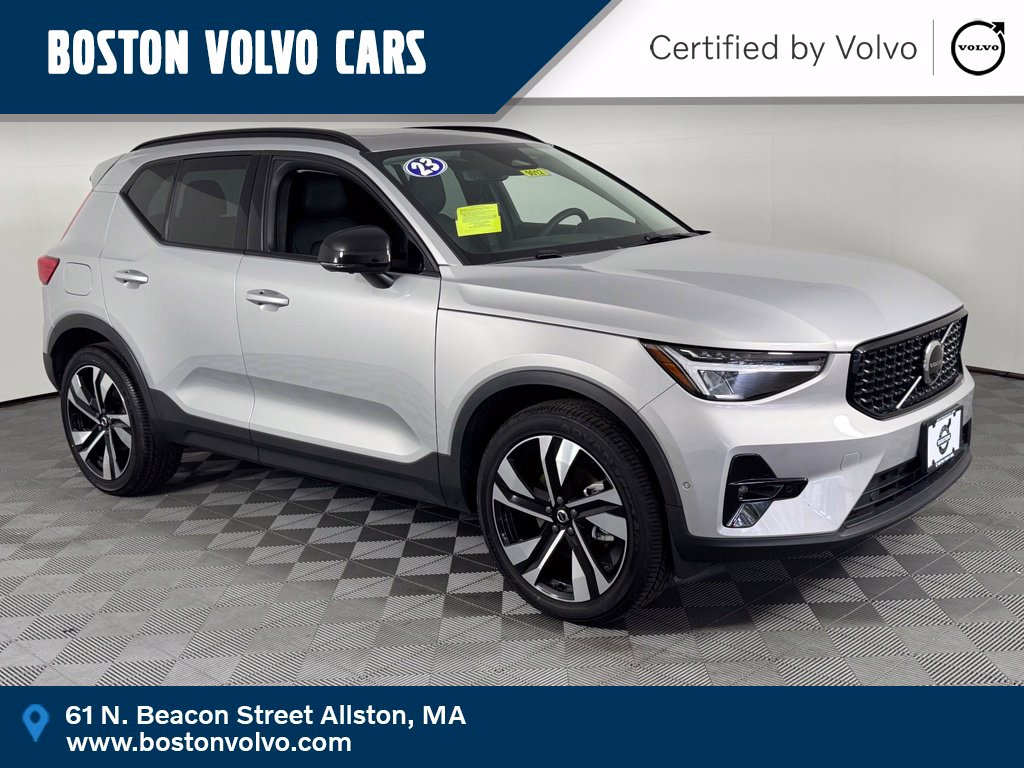 2023 Volvo XC40