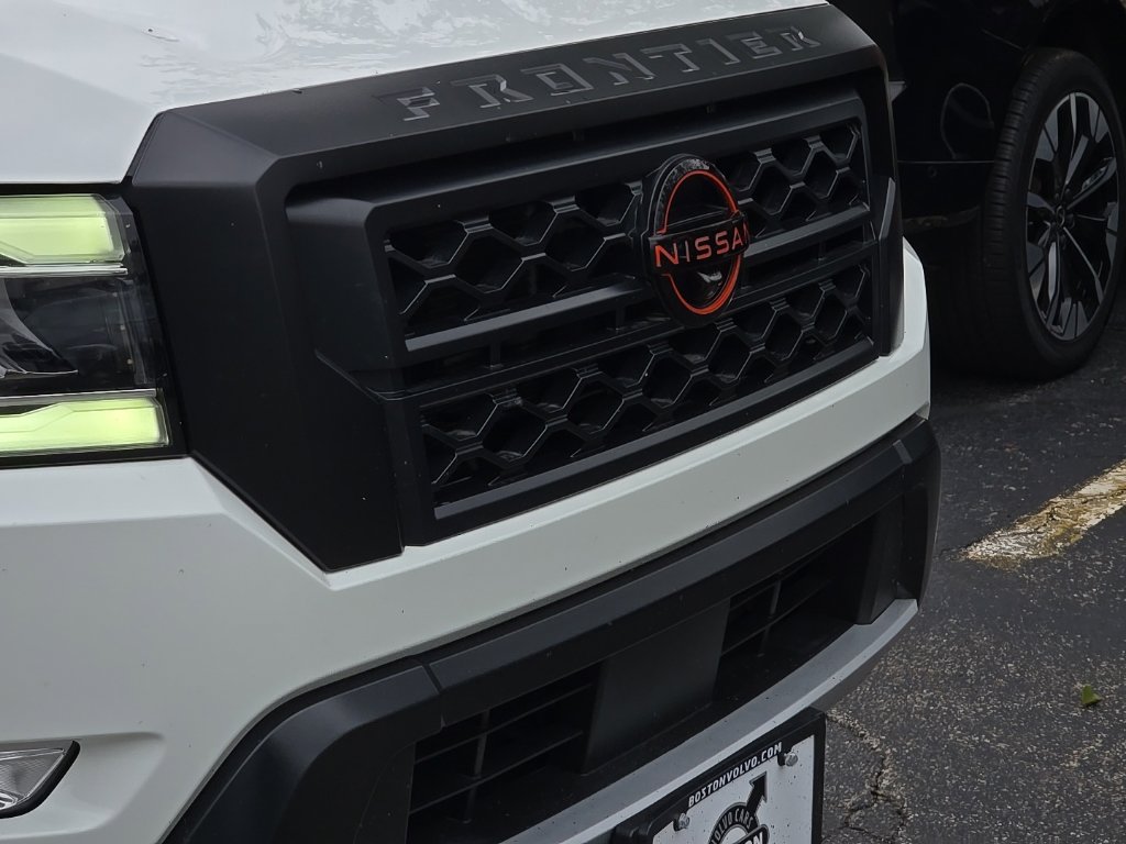 Used 2022 Nissan Frontier PRO-4X Truck