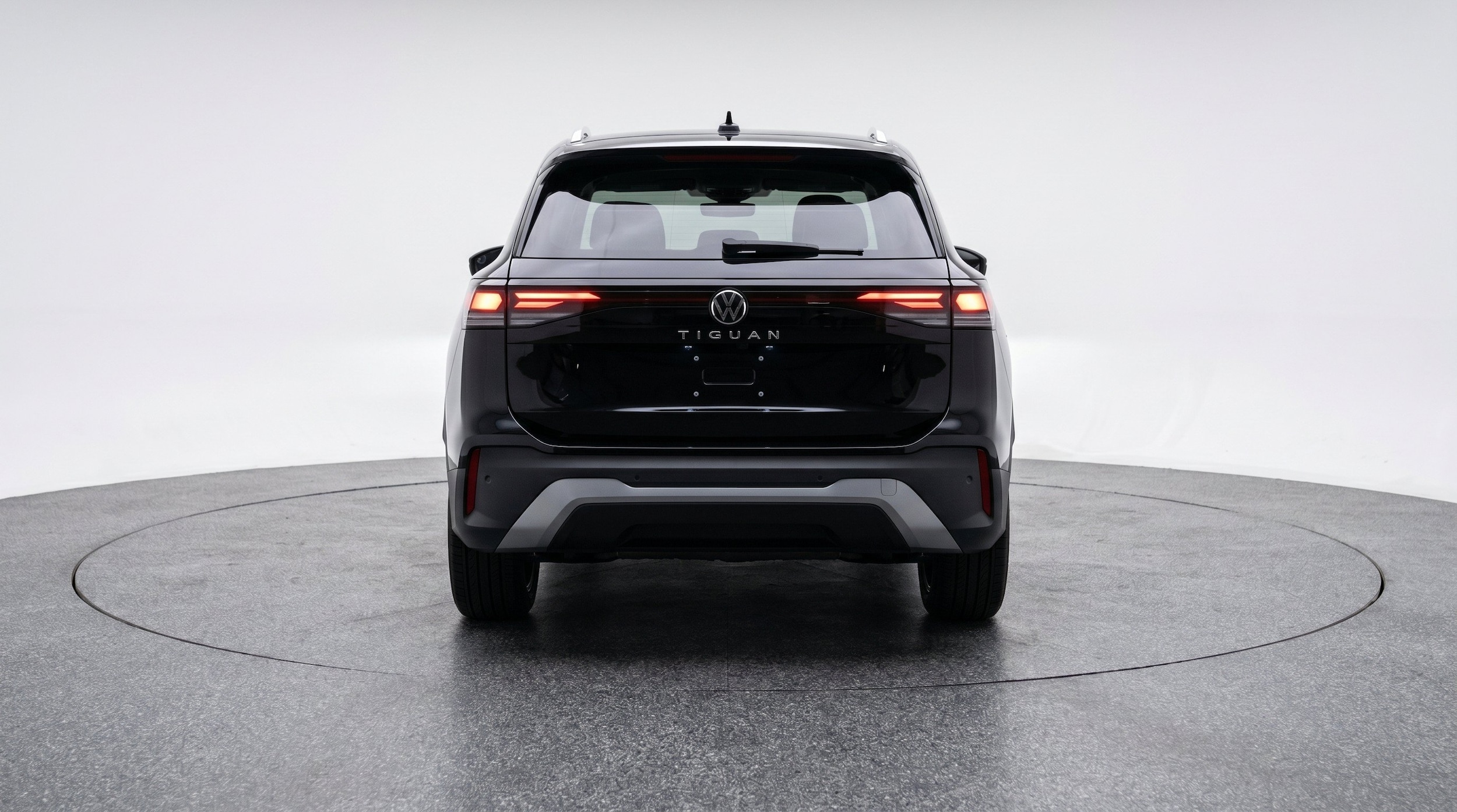 Thumbnail: 2026 Volkswagen Tiguan - 7