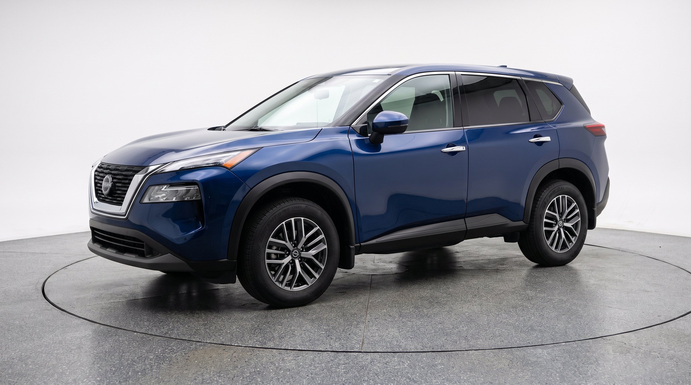Thumbnail: 2026 Nissan Rogue - 3