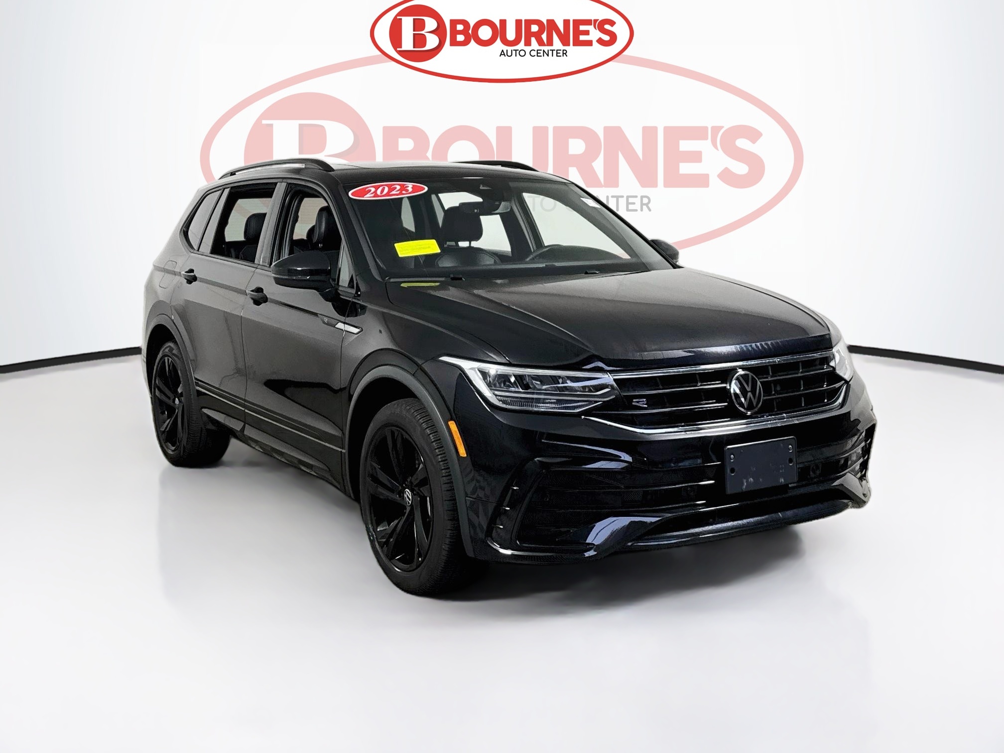  Volkswagen Tiguan 2.0T SE R-Line Black 4MOTION