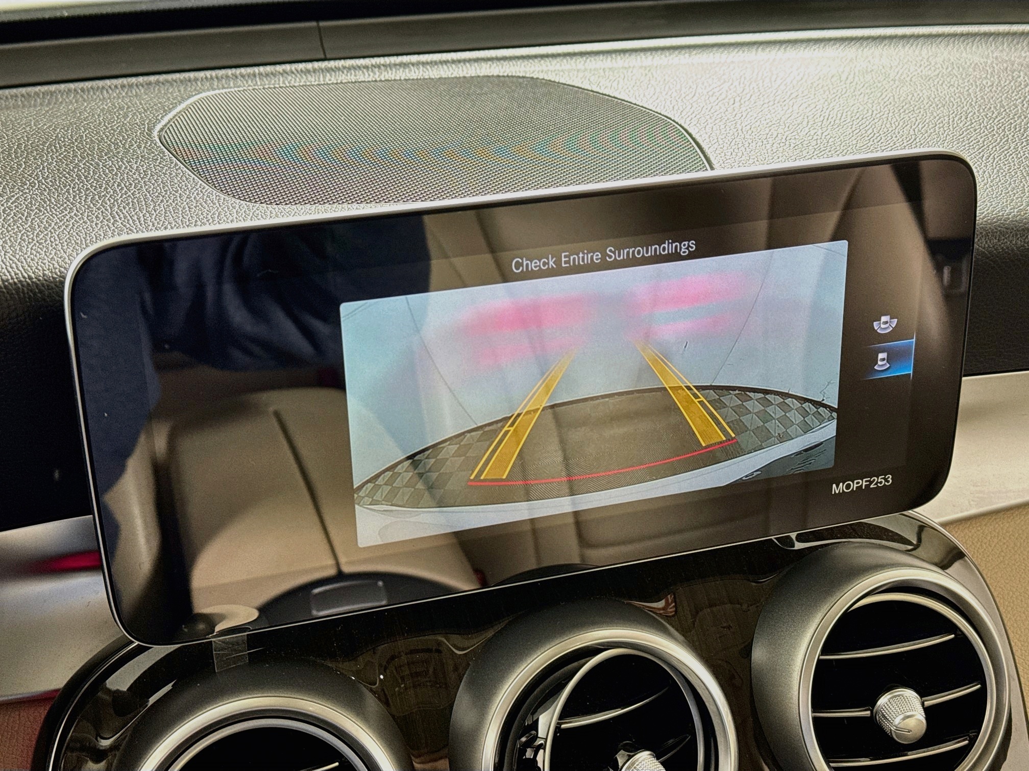 Used 2020 Mercedes-Benz GLC 300 4MATIC w/Navigation,Leather,Dual Sunroof. SUV