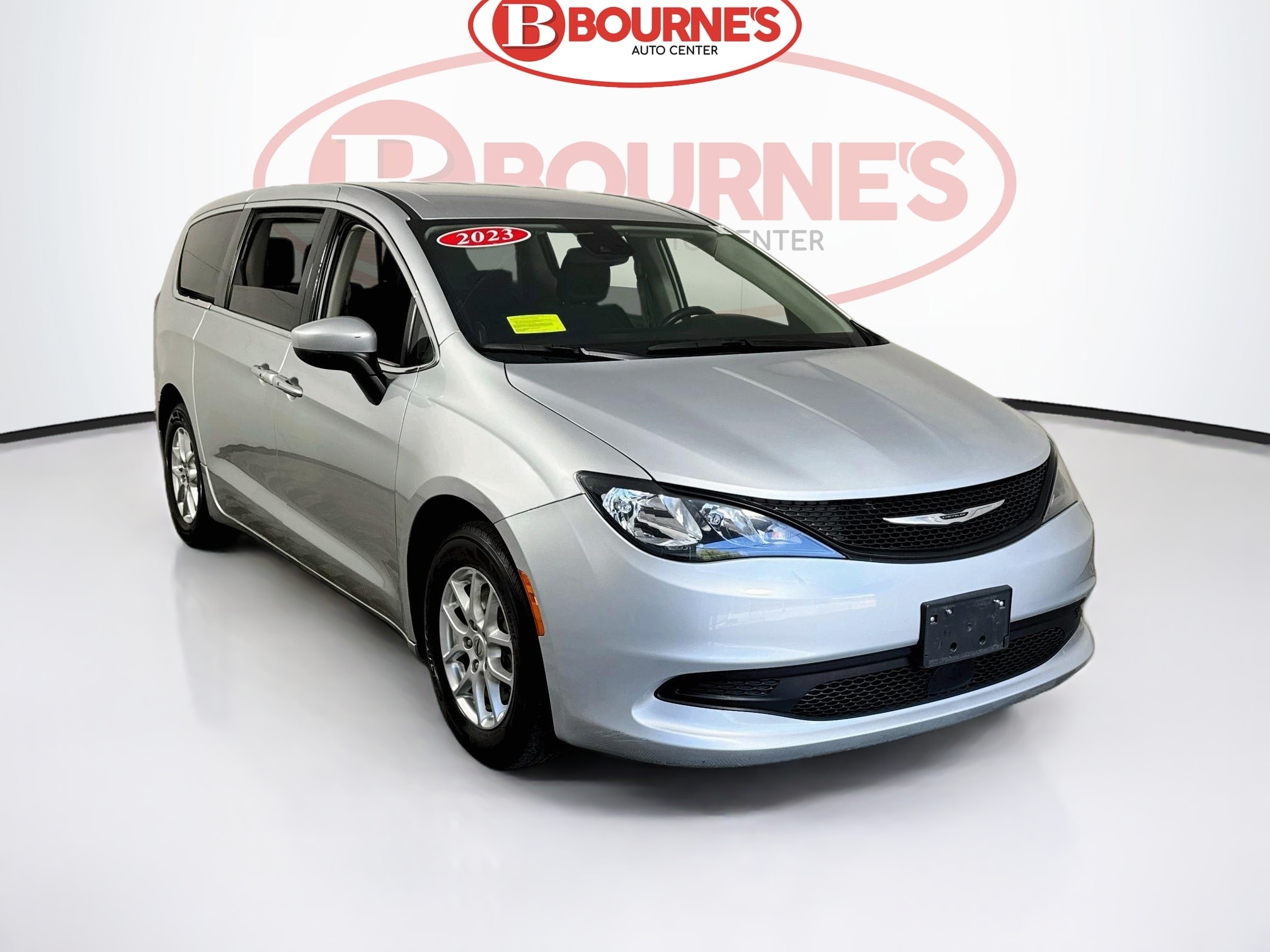 2023 Chrysler Voyager