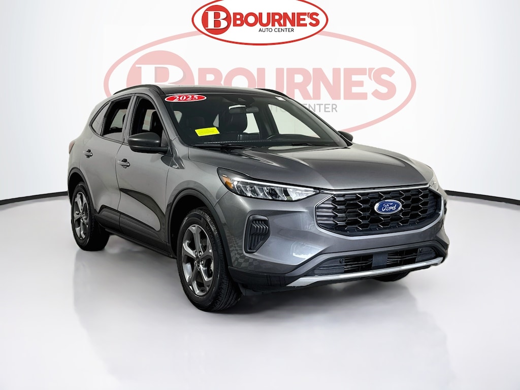 Used 2025 Ford Escape ST-Line AWD w/Android Auto & Apple Carplay SUV