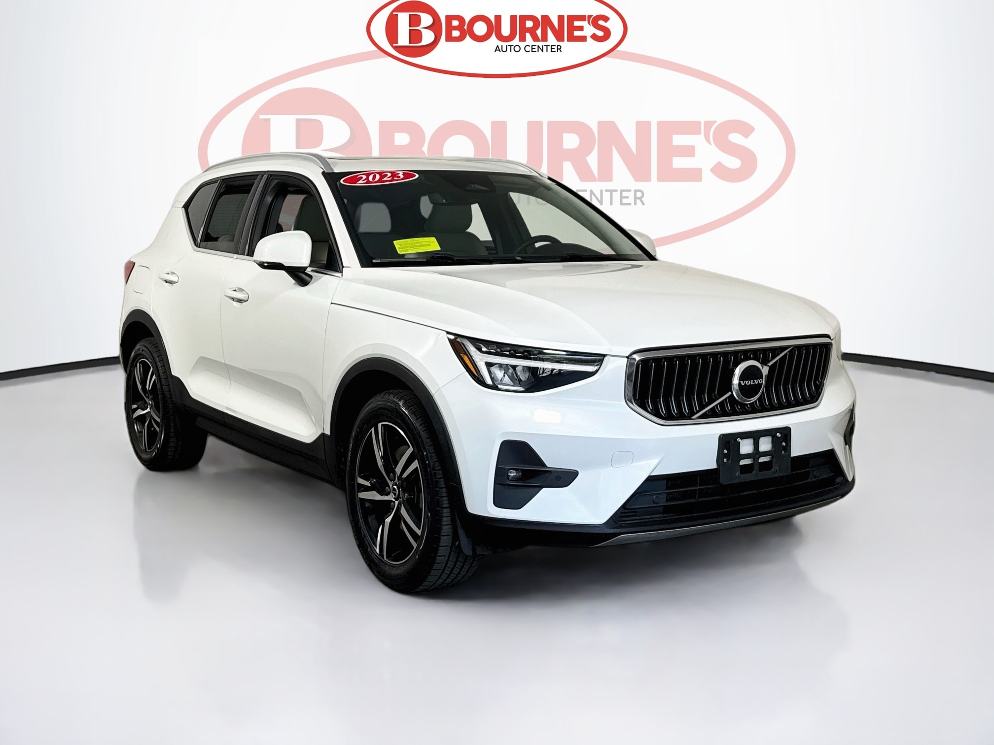 2023 Volvo XC40