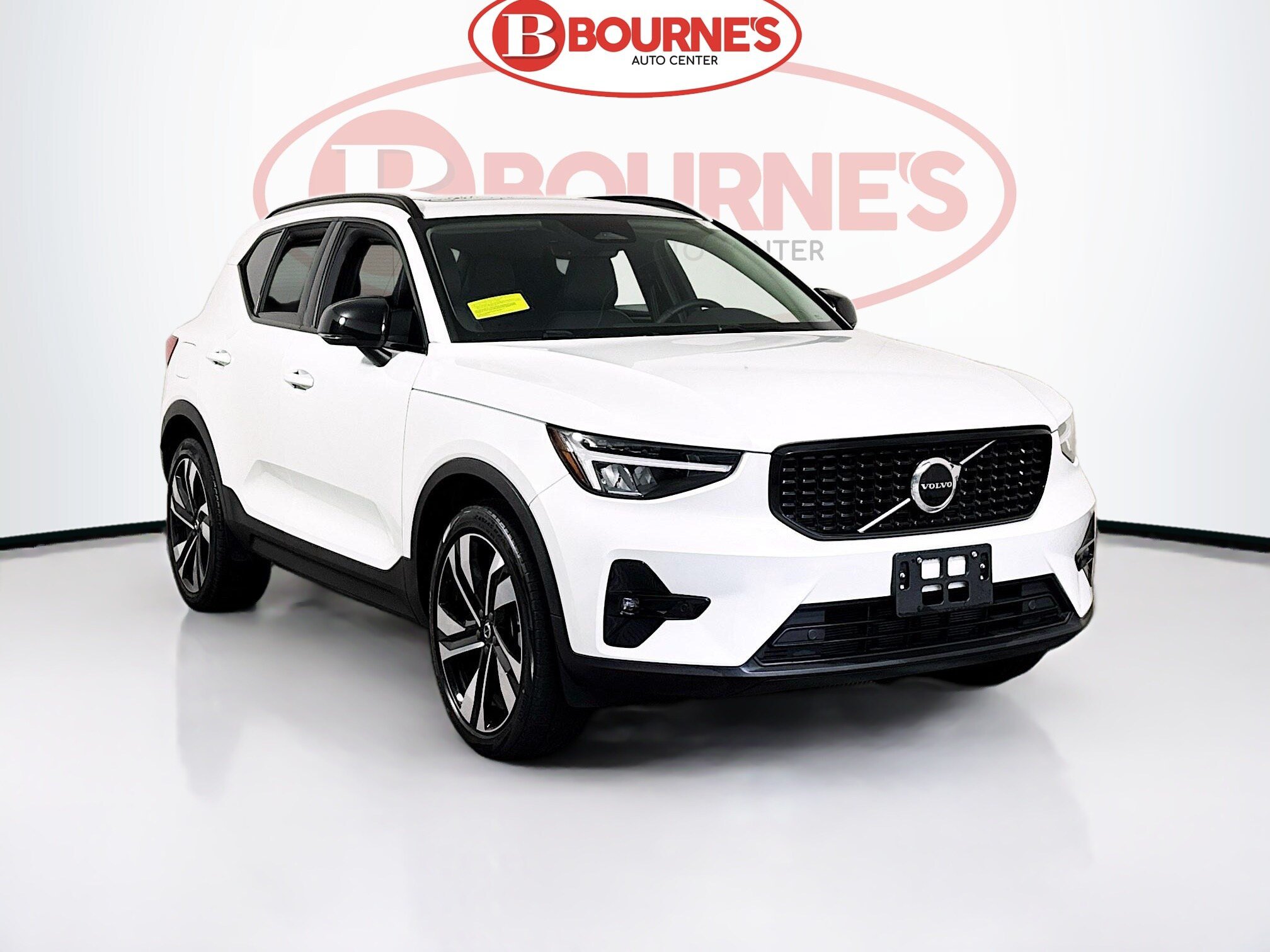 2023 Volvo XC40