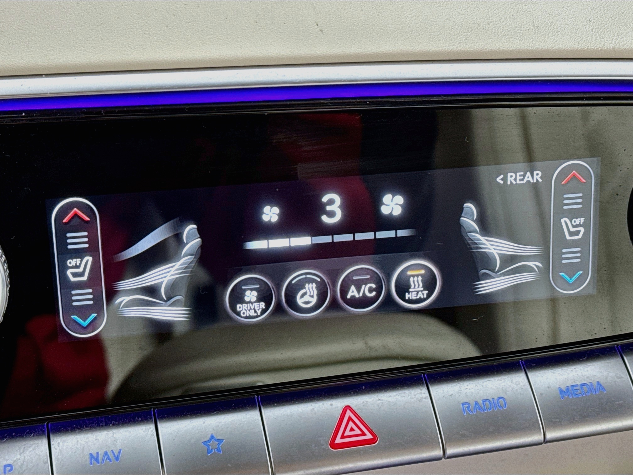 Used 2025 Genesis Electrified GV70 Prestige AWD w/Navigation,Leather,Pano Sunroof SUV