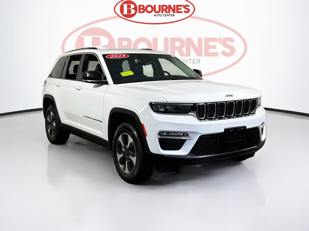 Used 2023 Jeep Grand Cherokee 4xe 4x4 w/Navigation,Leather,Pano Sunroof SUV