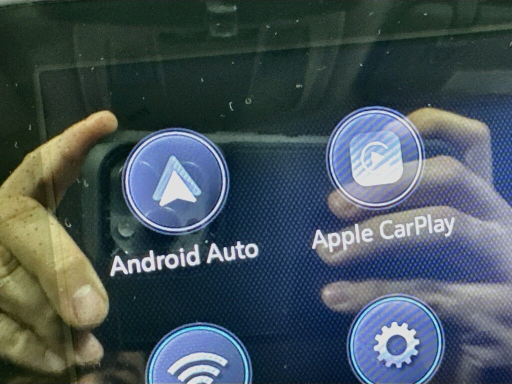 Used 2022 Chevrolet Malibu LS w/Android Auto & Apple Carplay Sedan