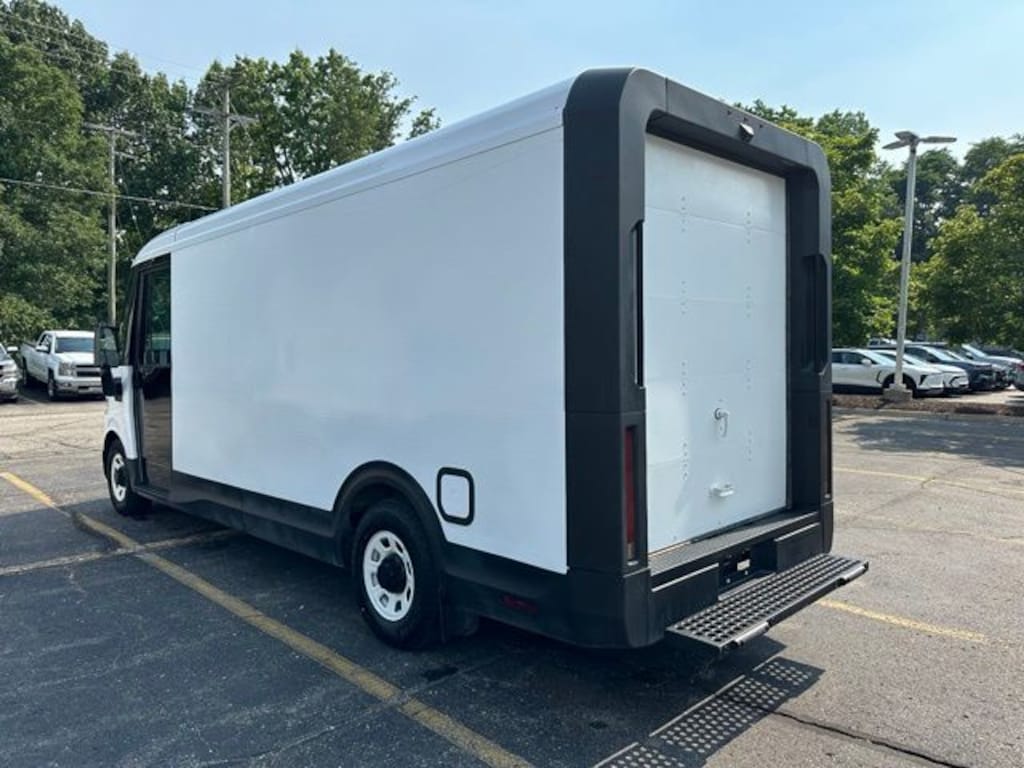 Used 2024 Brightdrop Zevo 600 Base Cargo Van