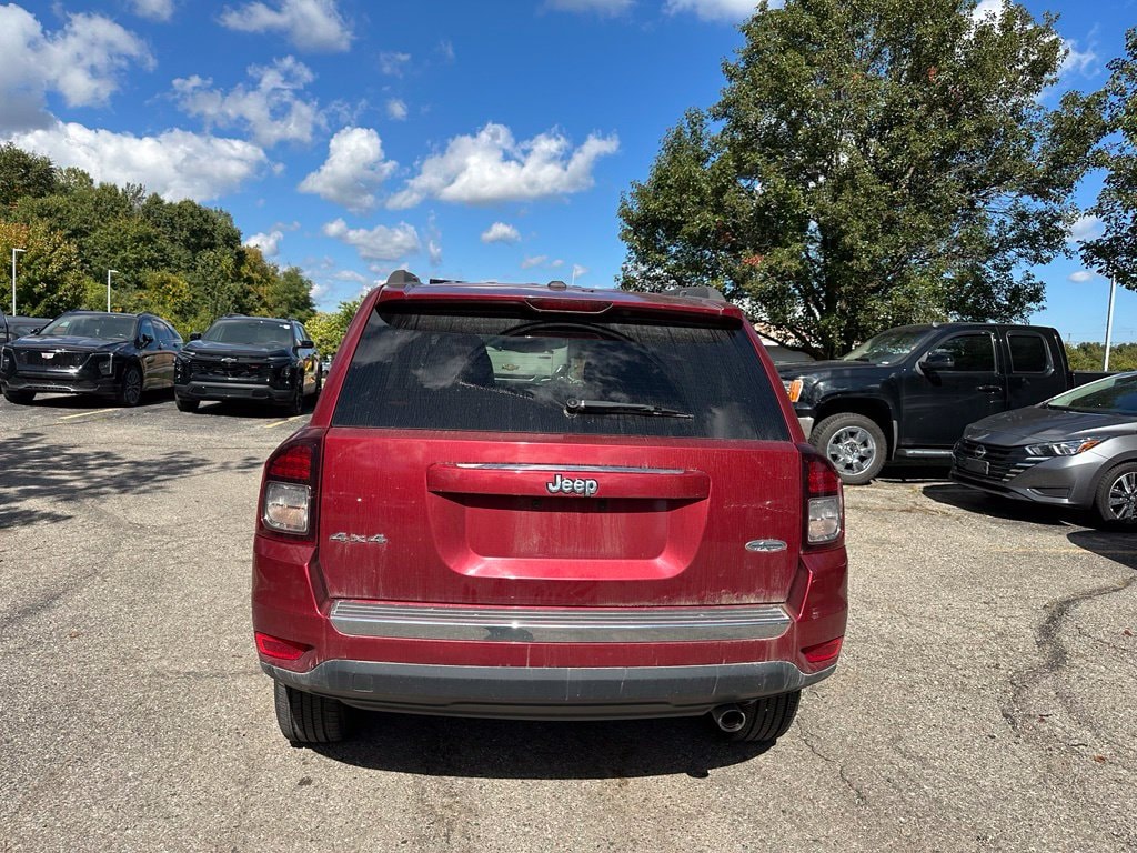 Used 2017 Jeep Compass Latitude 4x4 SUV