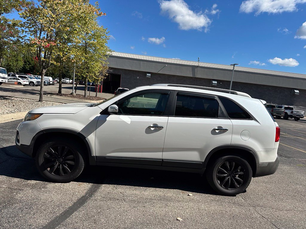 Used 2011 Kia Sorento EX SUV