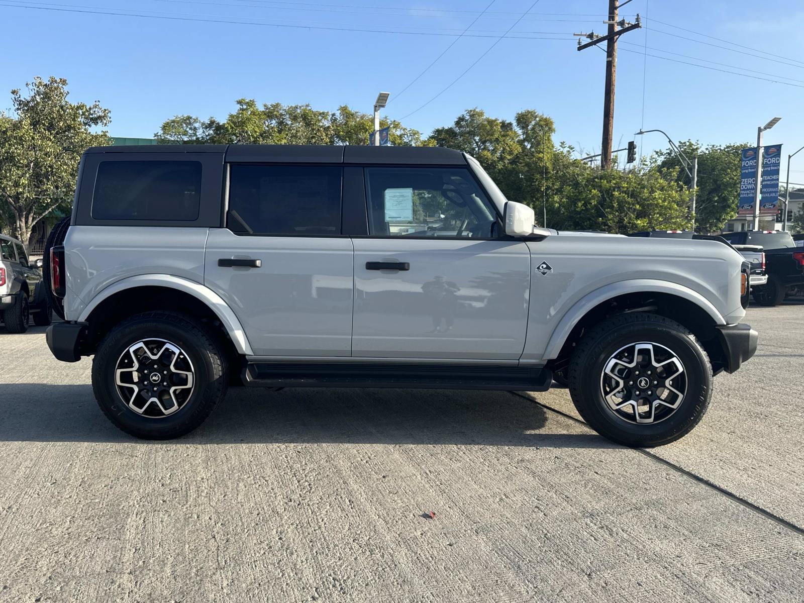 New 2026 Ford Bronco Outer Banks SUV
