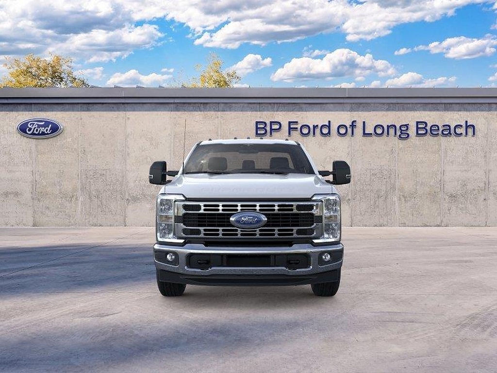 2026 Ford F-350 Super Duty Chassis Cab XL - Photo 6
