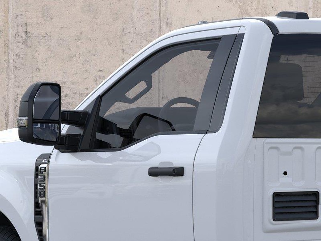 2026 Ford F-350 Super Duty Chassis Cab XL - Photo 20