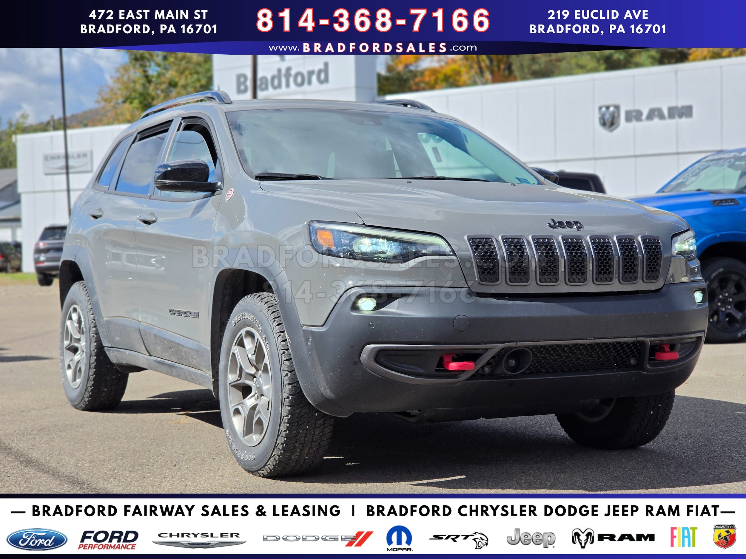 2023 Jeep Cherokee Trailhawk