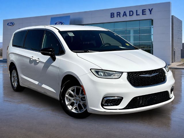 2025 Chrysler Pacifica