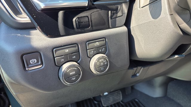 2026 Chevrolet Silverado 3500 HD LT - Photo 22